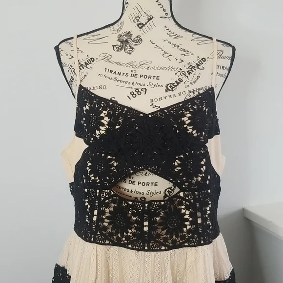 Foxiedox black lace dress size XL Foxiedox black lace dress size XL